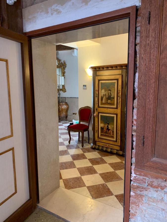 Luxury Apartment In San Marco With Canal View ヴェネツィア エクステリア 写真